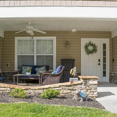 Luxe Quiet Townhouse W/Parking/Pool/By Dollywood Villa Pigeon Forge Exteriör bild
