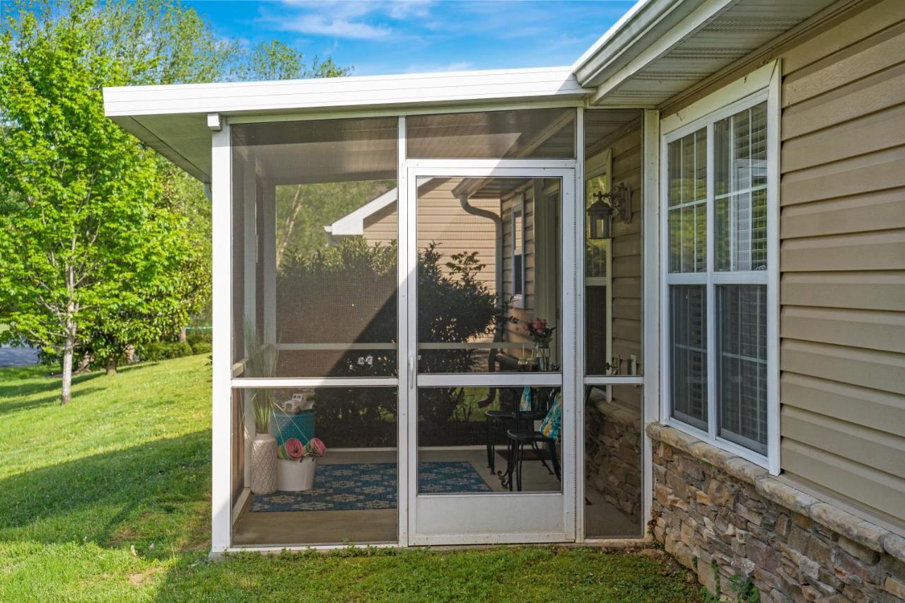 Luxe Quiet Townhouse W/Parking/Pool/By Dollywood Villa Pigeon Forge Exteriör bild