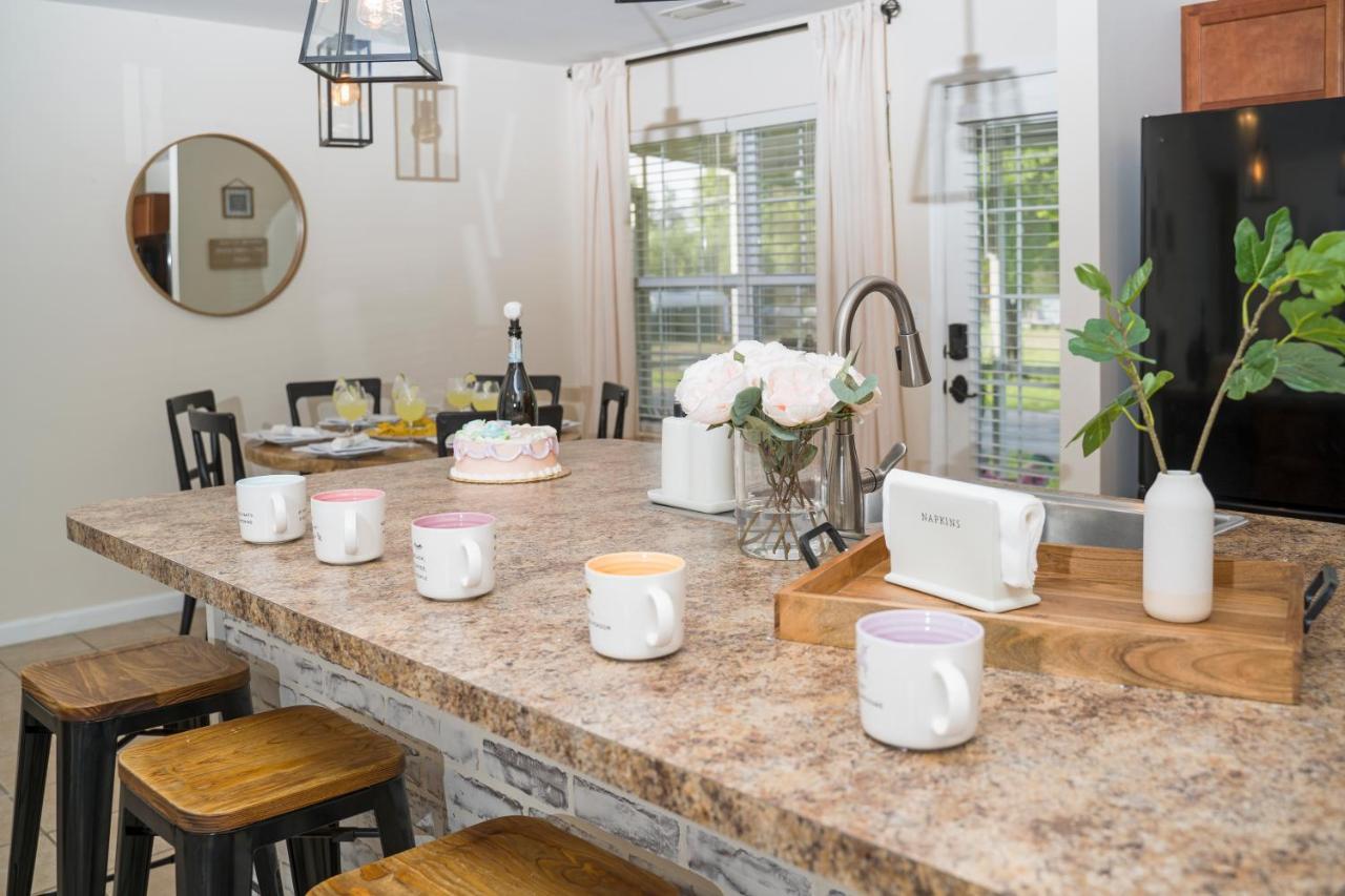 Luxe Quiet Townhouse W/Parking/Pool/By Dollywood Villa Pigeon Forge Exteriör bild