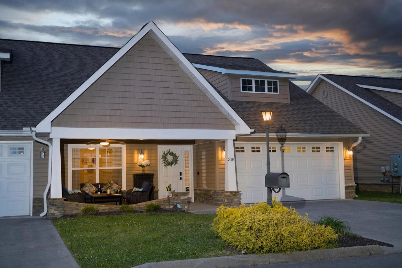 Luxe Quiet Townhouse W/Parking/Pool/By Dollywood Villa Pigeon Forge Exteriör bild