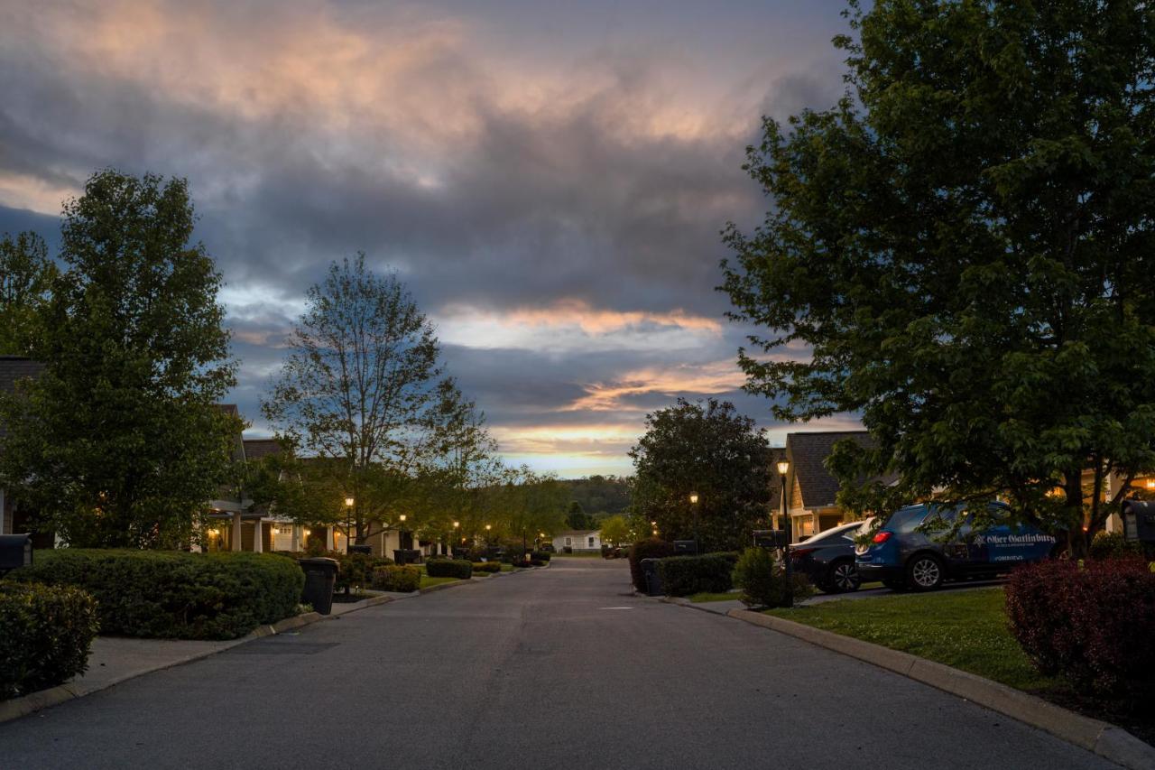 Luxe Quiet Townhouse W/Parking/Pool/By Dollywood Villa Pigeon Forge Exteriör bild