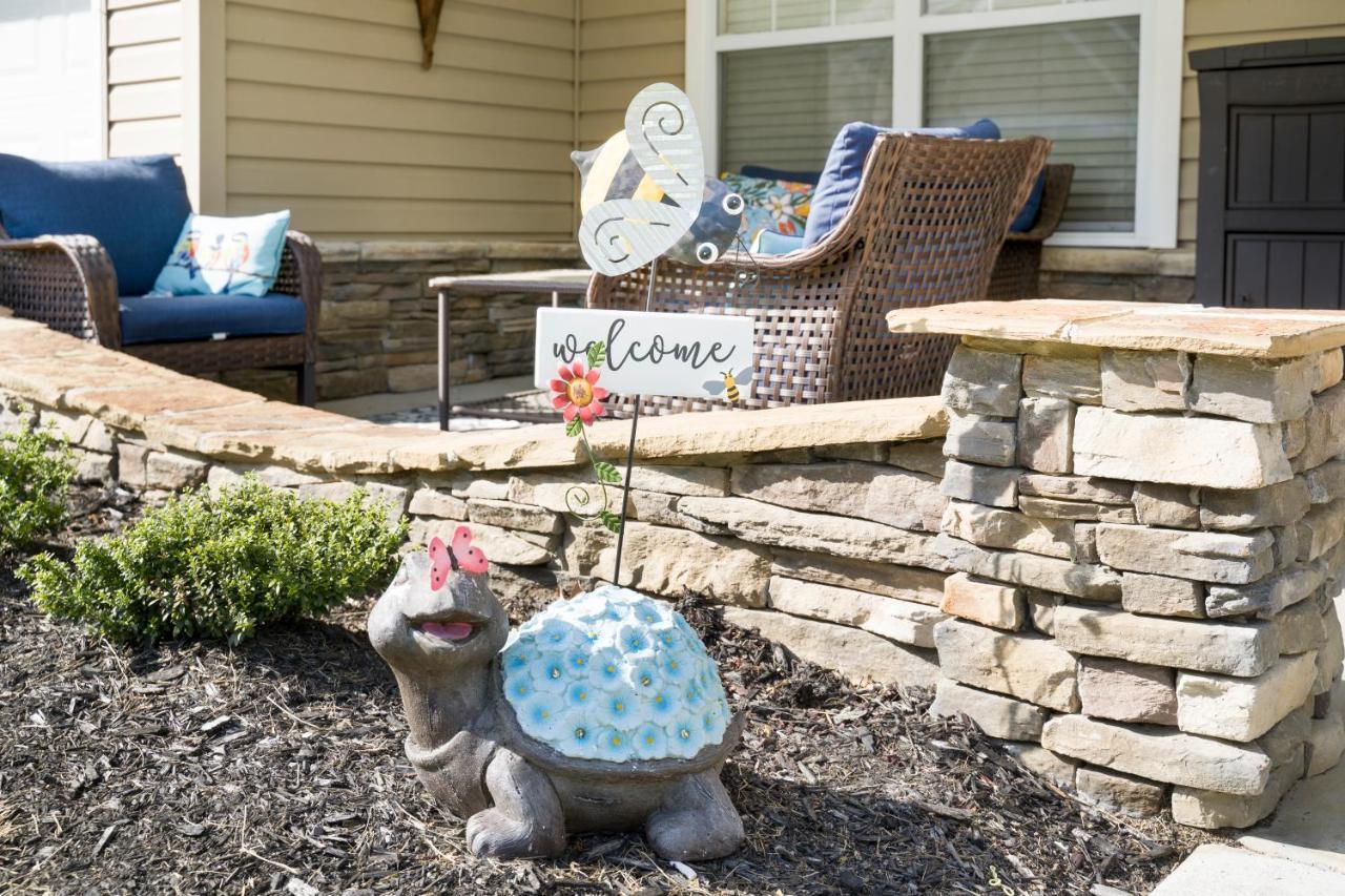 Luxe Quiet Townhouse W/Parking/Pool/By Dollywood Villa Pigeon Forge Exteriör bild